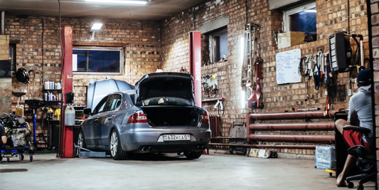 How to build your own garage man cave?